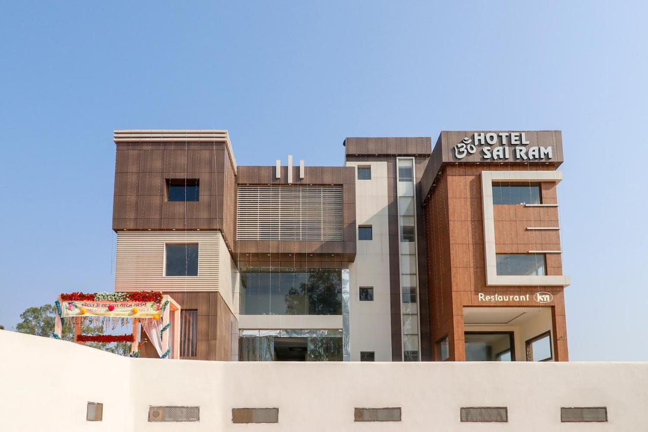 Capital O 63158 Hotel Om Sai Ram Chhatarpur Экстерьер фото