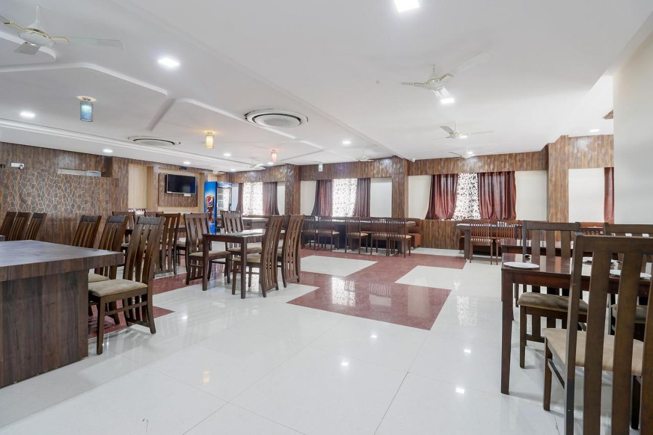 Capital O 63158 Hotel Om Sai Ram Chhatarpur Экстерьер фото